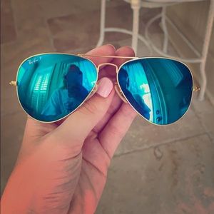 Blue Aviator flash lenses by Ray Ban (polarized)
